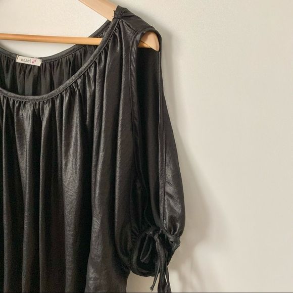 Easel Black Open Sleeve Tie String Blouse - Picture 2 of 11